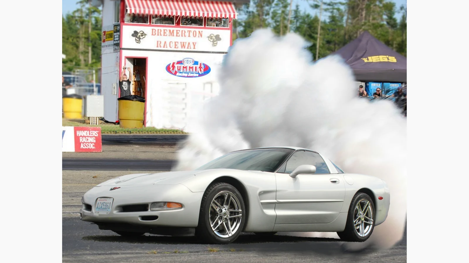 Click to Enlarge-Esc to Close Corvette Generations/C5/C5 2000 Sebr Silver GD.webp